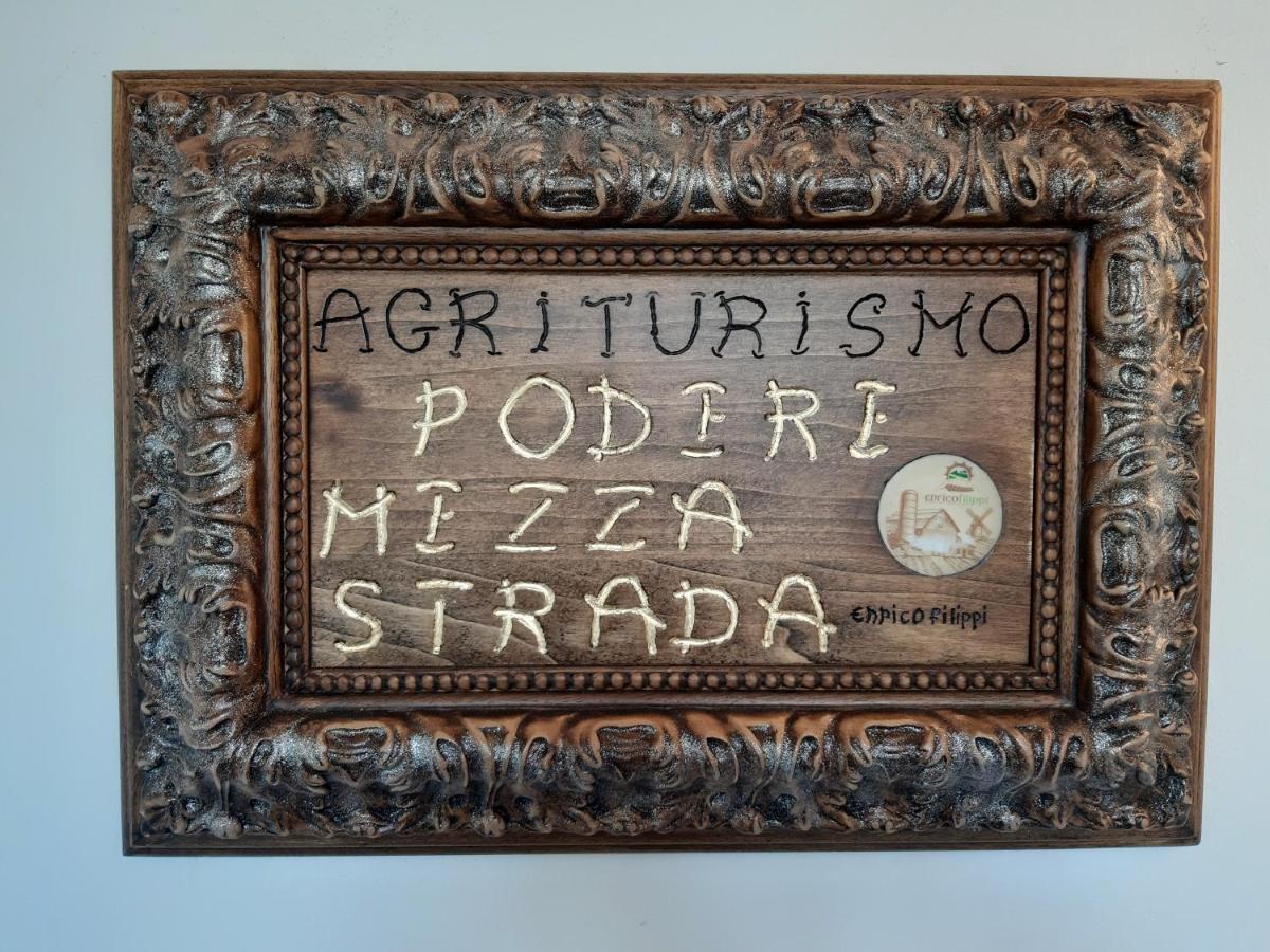 Agriturismo La Valle Della Lavanda - Podere Mezzastrada Fauglia Екстер'єр фото